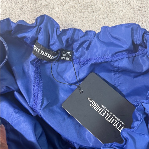 PrettyLittleThing Navy Mini Skirt size 18 - Picture 4 of 8